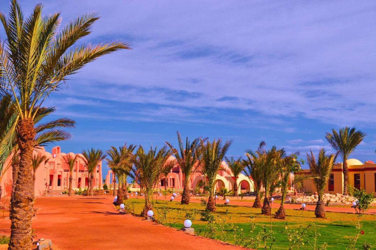 Hostmark Zabargad Beach Resort Abu Ghusun Exterior foto
